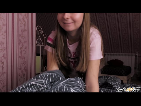 ❤️ Tarraingíonn Blondie BFF go domhain uirthi agus faigheann sí cum ina béal ☑  Porn  ag ga.kanalmoscow.ru ❌